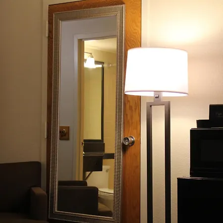 Comfort Inn University Center-2